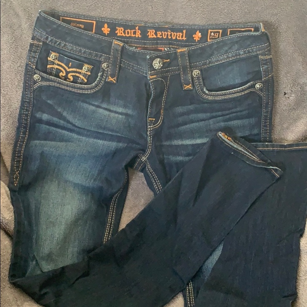 Plain pocket rock revival jeans